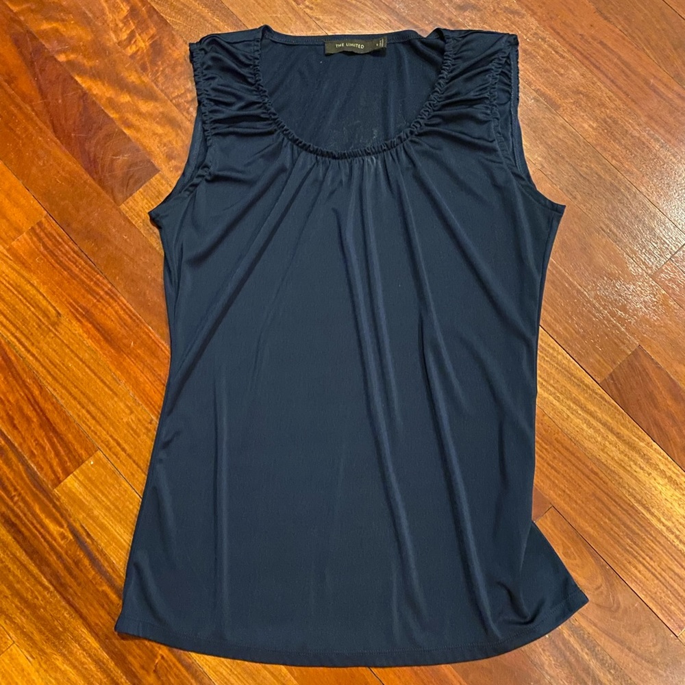 Silky navy tank